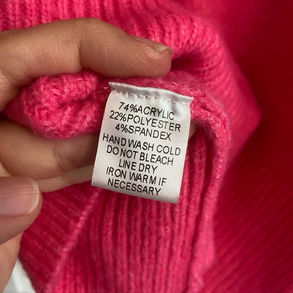 No Rest For Bridget Oversized Boxy Sweater Size Large Pink V-Neck Cozy NWT - Picture 7 of 7